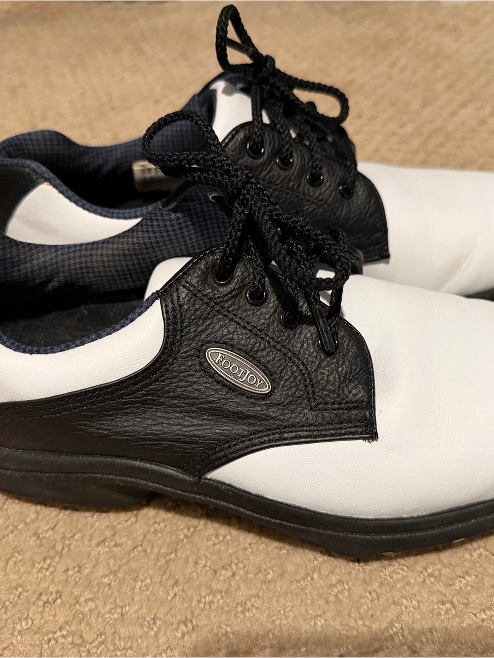 FootJoy Women’s Classic Black & White Golf Shoes - size 6